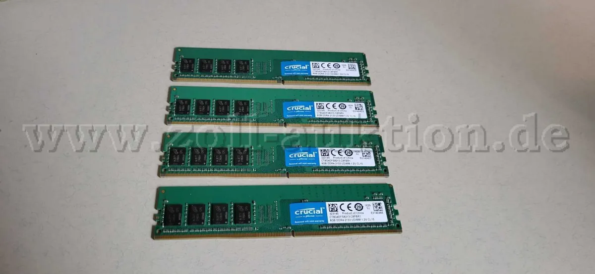4 Crucial DDR4 PC4-17000 RAM modules 8 GB each, total 32 GB