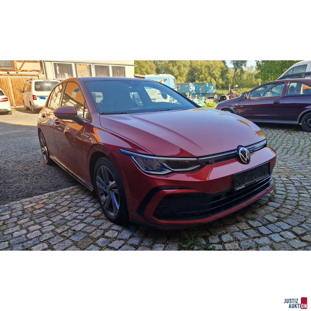 VW Golf VIII Lim. R-Line eTSI