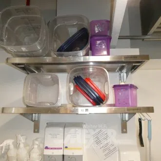 Étagère murale en inox