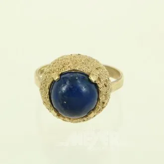 Ring mit rundem Lapislazuli-Cabochon