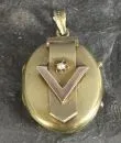 Pendant – gold-colored metal, locket pendant, hinged, with applied geometric decoration and small freshwater pearl, H approx. 5 cm