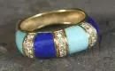Bague femme – 750 or jaune, env. 7,7 g total, anneau à arêtes, orné de lapis-lazuli, turquoise et brillants, taille 54