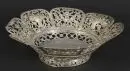 Coupe décorative – argent 800, env. 362 g, bord à riche décor ajouré, H= 7 cm, D= 25 cm, bord avec éclat
