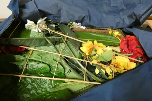 Lot kunstbloemen