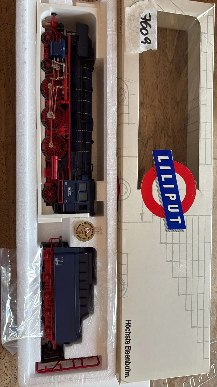 Dampflokomotive (Liliput)