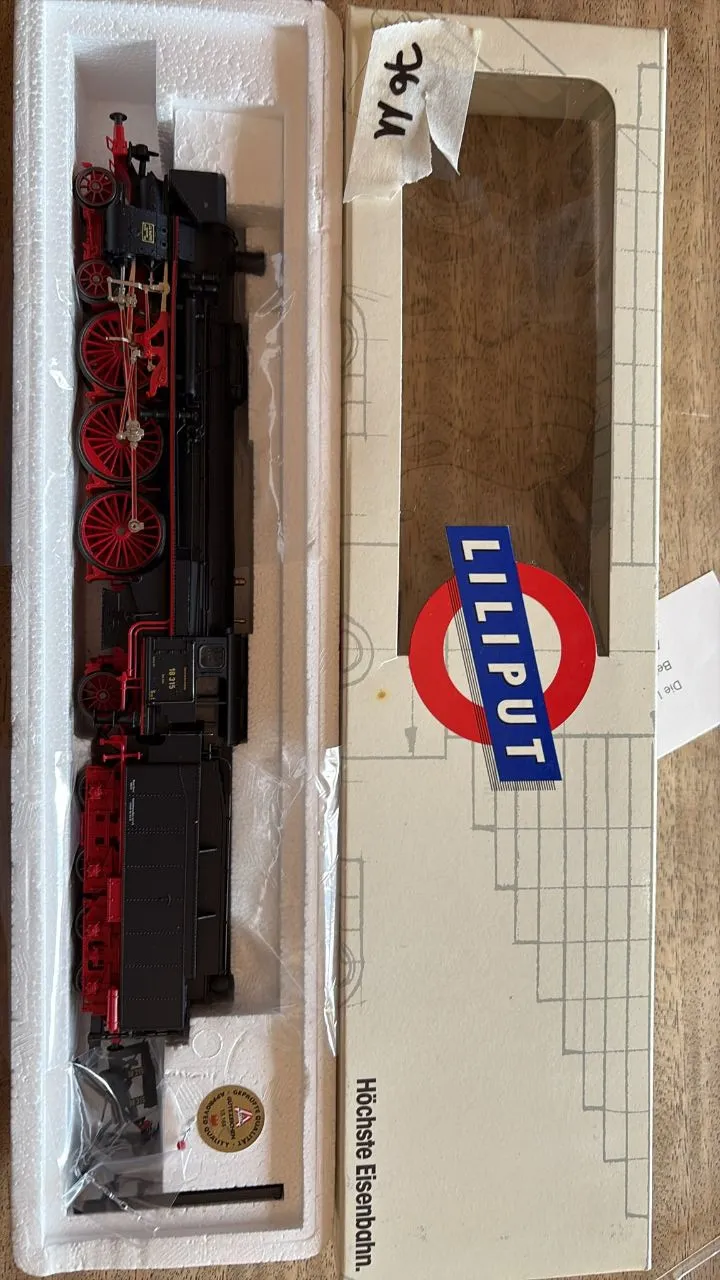 Dampflokomotive (Liliput)