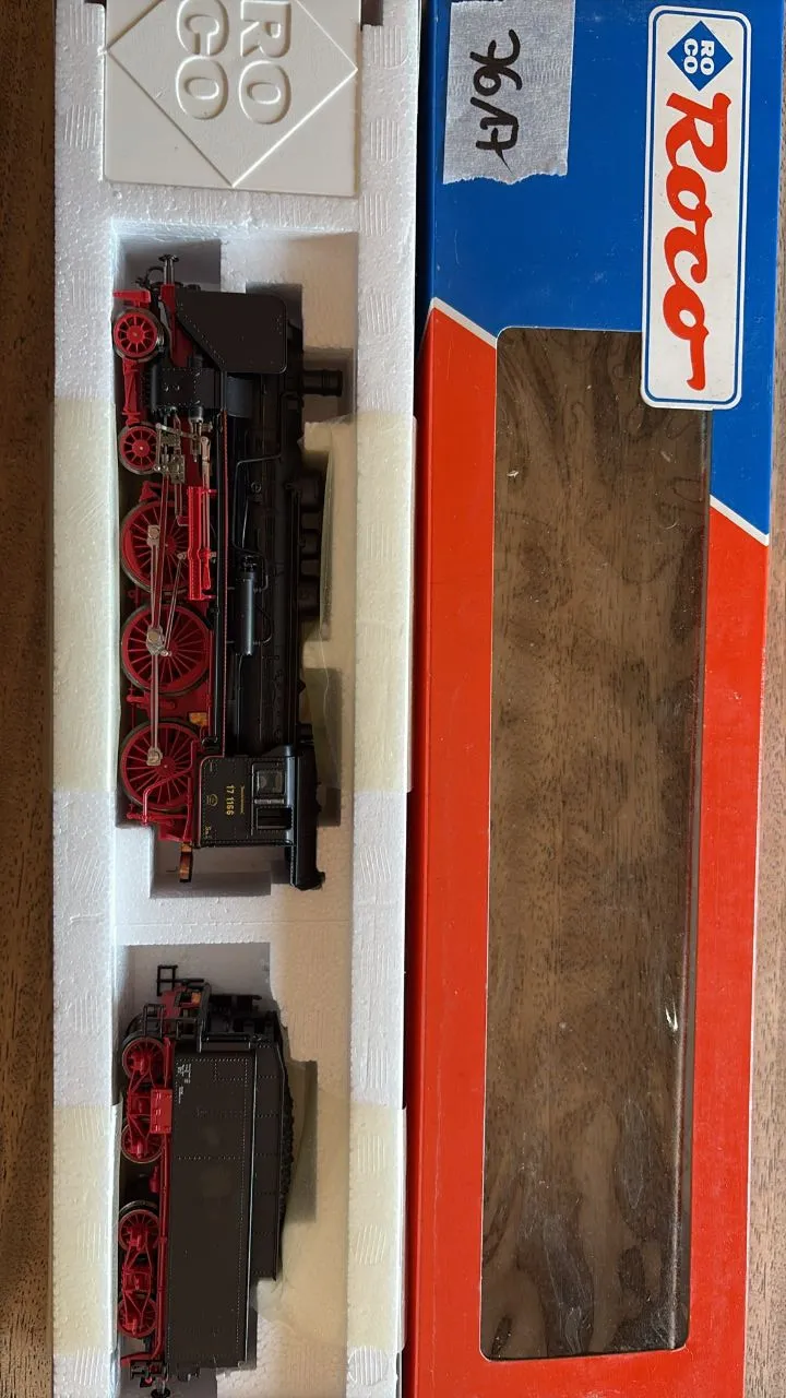 Dampflokomotive (Roco)