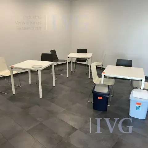 Furniture lot