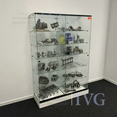 Glazen vitrinekast HORNEBER COLLECTION