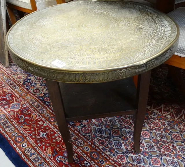 1 round side table
