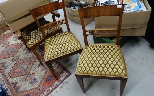 2 armchairs + 2 chairs