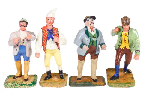 4 крестьянские фигурки из массы