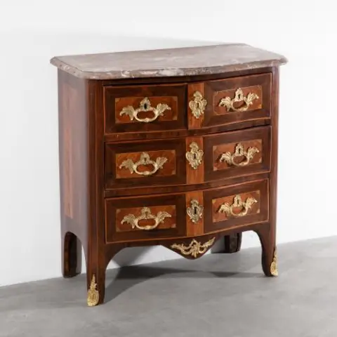 Frankrijk. 18e eeuw – Kleine commode Louis XV.