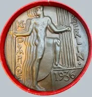 Bronzová medaile účastníka Olympijských her 1936 Berlín od Otto Placzek, v originální kulaté kartonové krabičce, tato mírně poškozená, medaile velmi dobře zachovalá, sběratelská, průměr cca 7,5 cm