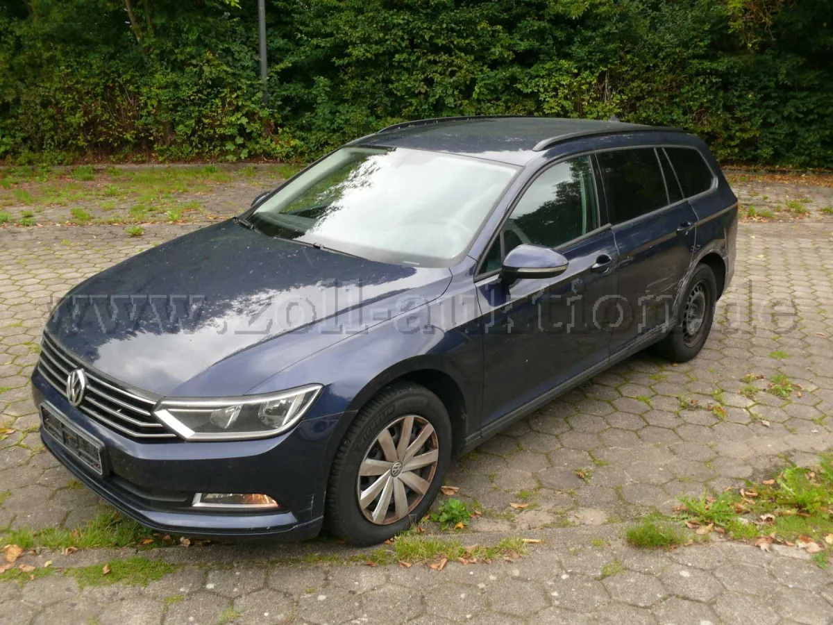 1 VW Passat Variant 2.0 TDI véhicule pour bricoleur - BD16-5976