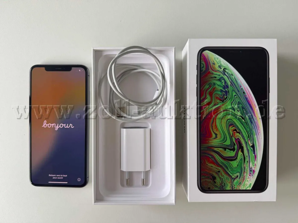 1 smartphone, iPhone XS Max, black, 64 GB, 4.7 inches