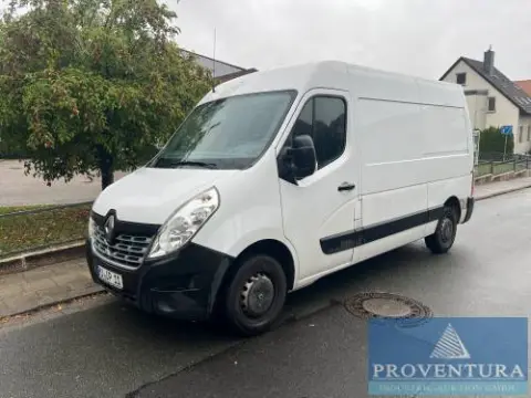 厢式货车 RENAULT Master 2.3 dCi，首次登记 2019