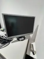 1 Samsung TFT monitor