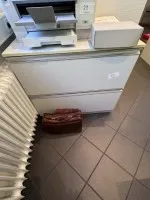 1 suspension filing cabinet, 2 drawers