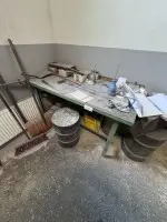 1 Arbeitstisch
