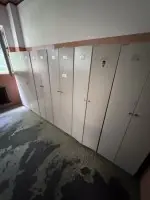 1 lot of furnishings: lockers, seating and filing cabinets