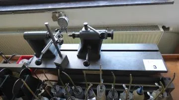 Concentricity testing device