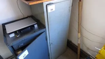 Armoire en acier
