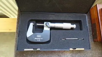 Micromètre à étrier Fabr.: MAHR