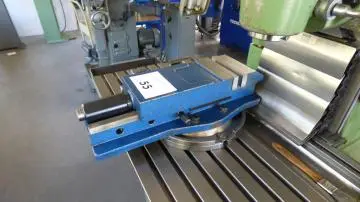 Étau de machine hydraulique