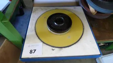 Grinding wheel