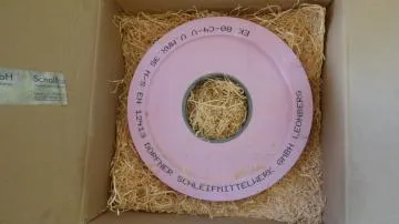 Diamond grinding wheel