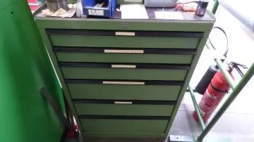Armoire à tiroirs télescopiques
