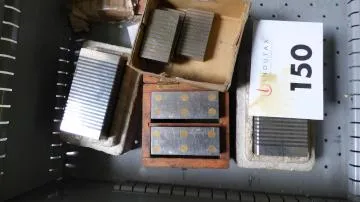 Lot de divers blocs magnétiques de serrage