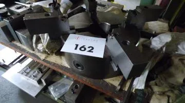 4-jaw chuck