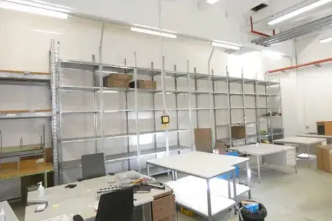 Shelving unit, 10 compartments, without contents