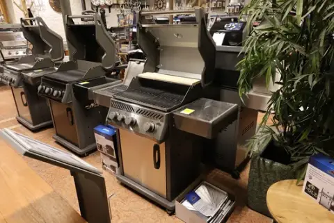 Napoleon Gasgrill Rogue XT 425