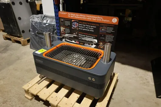 Everdure Holzkohlegrill Fusion