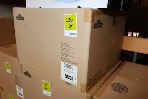 4 x Napoleon Sizzle Zone Brenner - Windschutz mit Spießhalter
