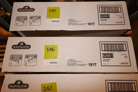 1 x Karton Napoleon Grillschaber aus Zedernholz Cadar BBY Scraper
