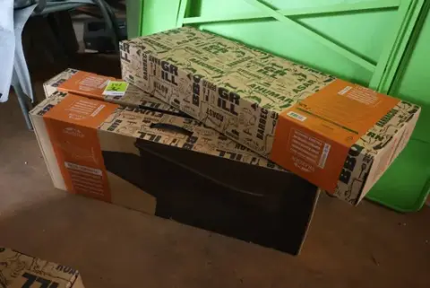 3 x Traeger Frontablage