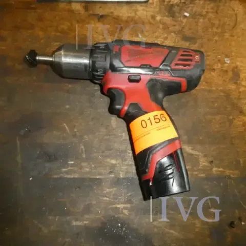 Аккумуляторная дрель-шуруповерт MILWAUKEE M12 BDD