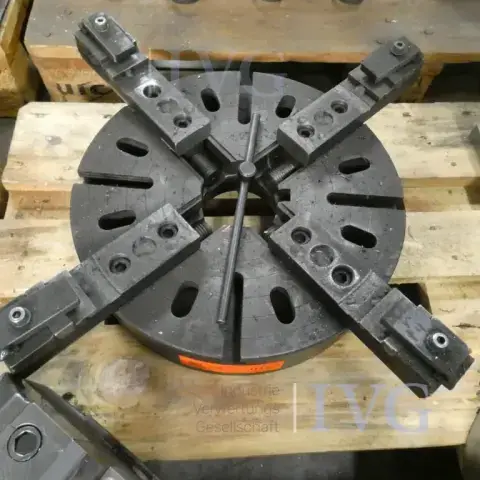 Mandrin à quatre mors