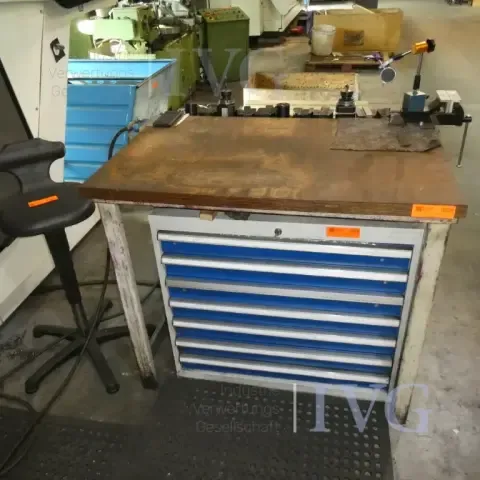 Arbeitstisch