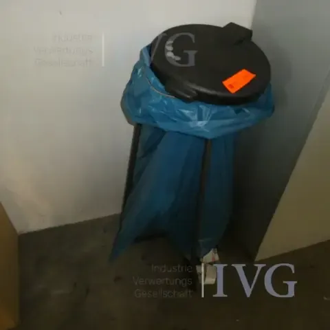 Držák na odpadkové pytle