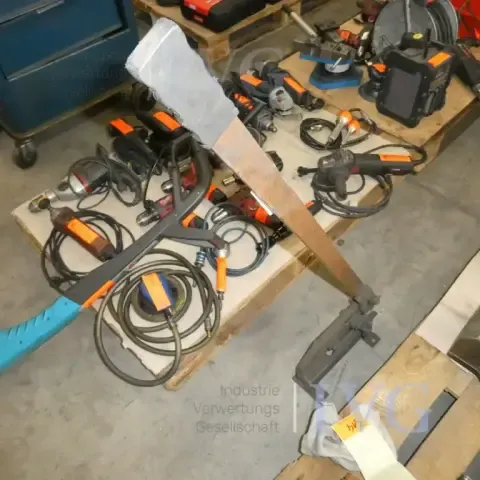 Handhebelblechschere
