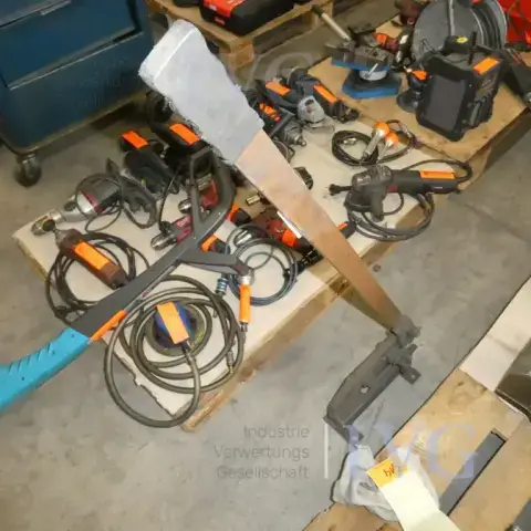 Handhebelblechschere