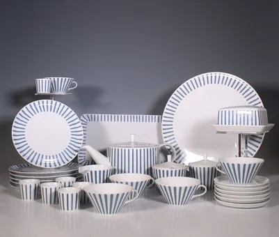 JUPP ERNST. Service en porcelaine Melitta série « Zürich », années 1960, Allemagne.