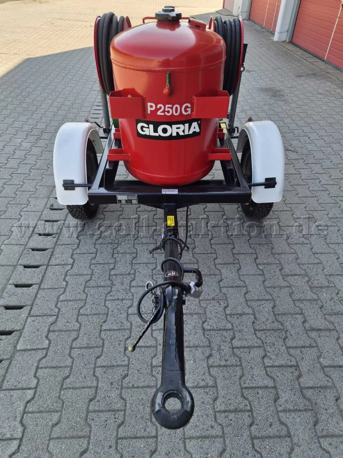 1 pulvertrailer P250 fra firmaet Gloria