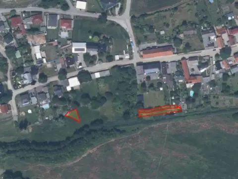 Zwei vertragslos genutzte Garten-/Erholungsflächen hinter bebauten Grundstücken ca. 500 m östlich des ´Geiseltalsees´