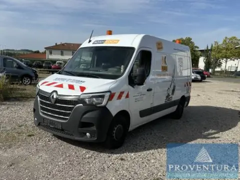 封闭厢式货车 RENAULT Master 150 2.3 dCi，首次登记2024年，108,000公里